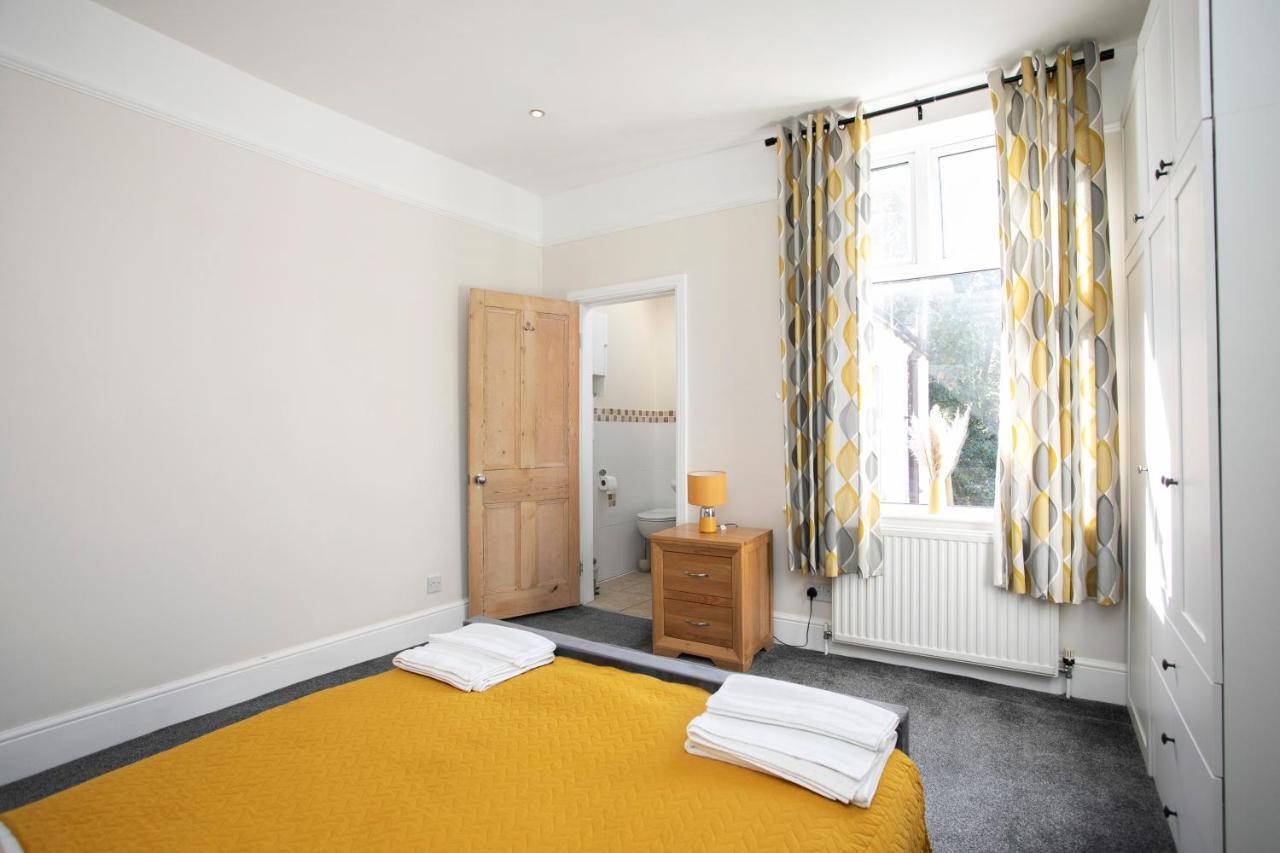 Spring Villa Leicester Kültér fotó